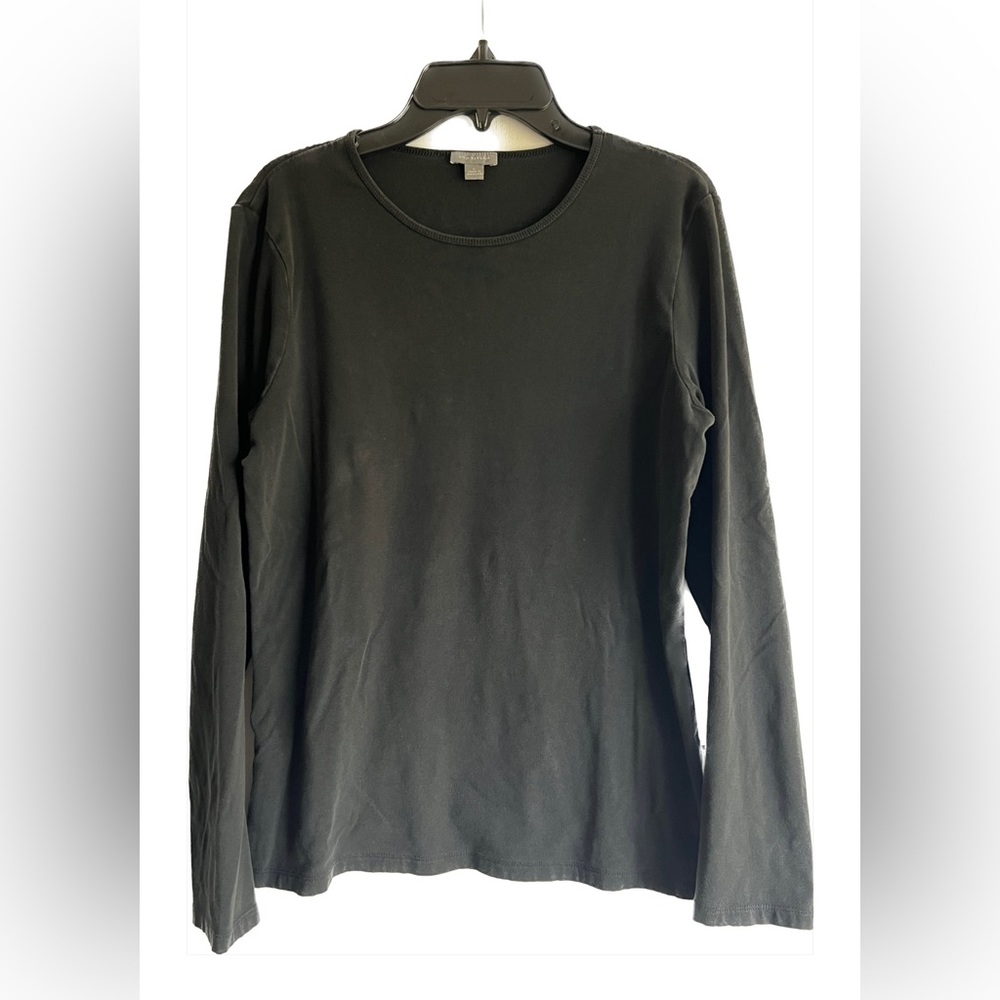 Ann Taylor black long-sleeve T-shirt, size Large.